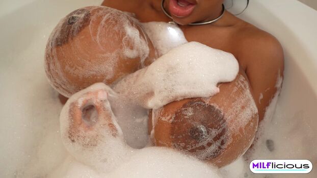 Johnny love page leaked private photo uncensored HD quality