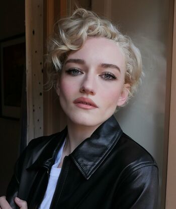 Julia garner leaked private photo uncensored HD quality