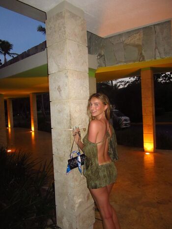 Juliakrause leaked private photo uncensored HD quality