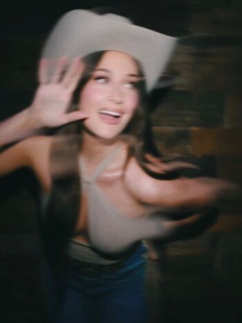 Kacey musgraves leaked private photo uncensored HD quality