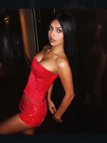 Kelliexny leaked private photo uncensored HD quality