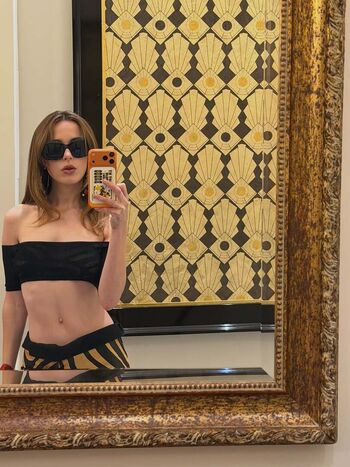 Kiernan shipka  page leaked private photo uncensored HD quality