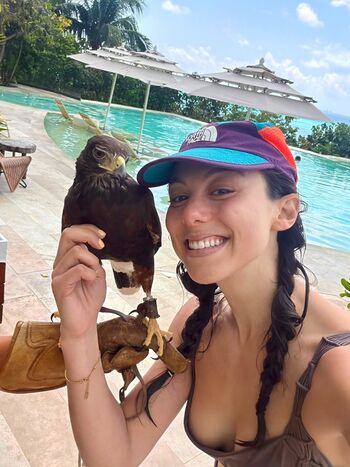 Kira kosarin  page leaked private photo uncensored HD quality