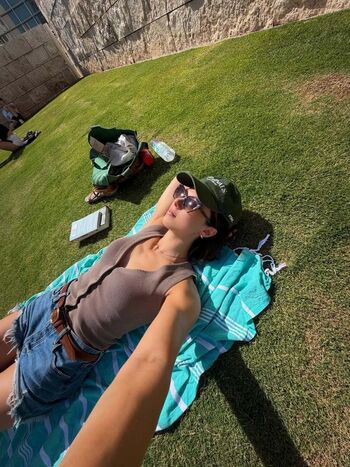 Kira kosarin  page leaked private photo uncensored HD quality