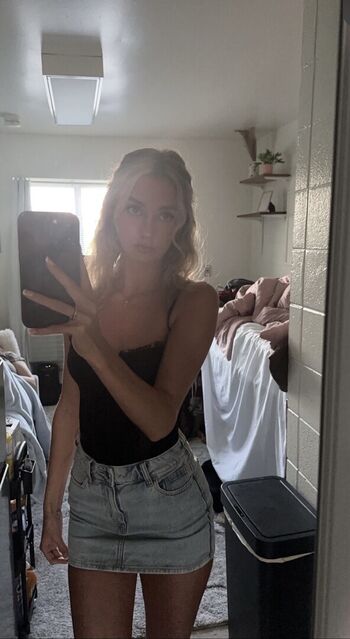 Krystinh page leaked private photo uncensored HD quality