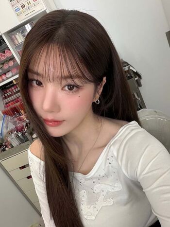 Kwon eunbi page leaked private photo uncensored HD quality