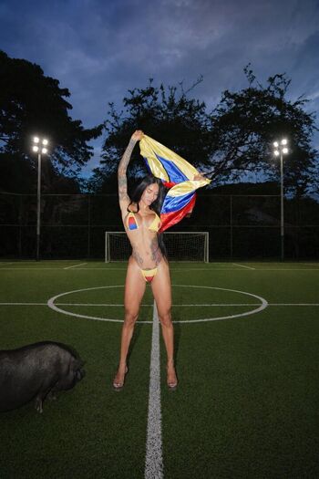 Laura saenz leaked private photo uncensored HD quality