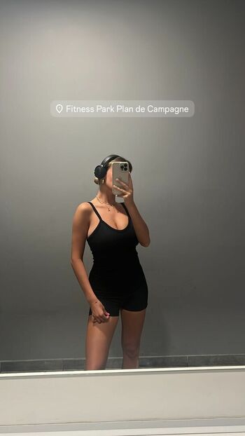 Laurapourlesintimes leaked private photo uncensored HD quality