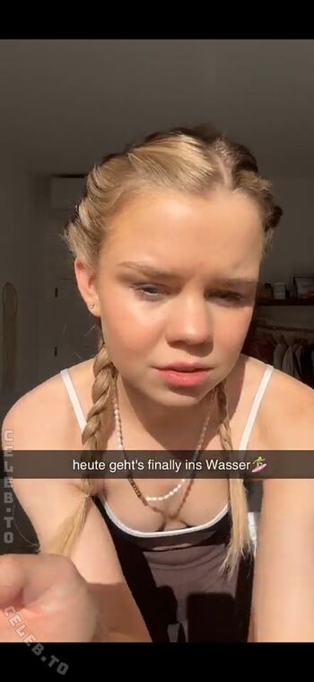 Lea peach  page leaked private photo uncensored HD quality