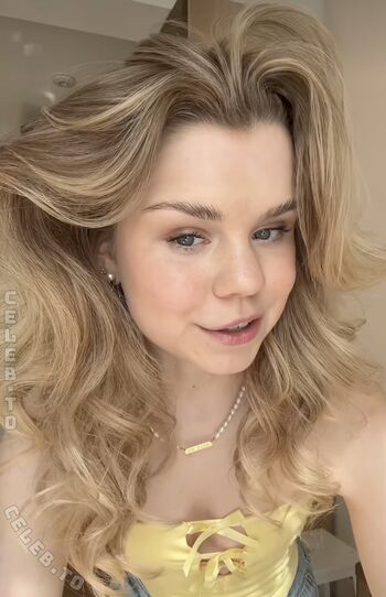 Lea peach  page leaked private photo uncensored HD quality