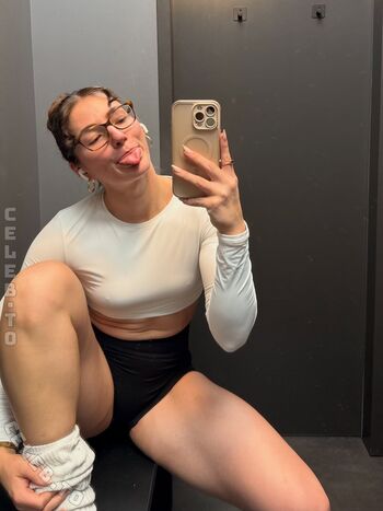 Leonie kommoss  page leaked private photo uncensored HD quality