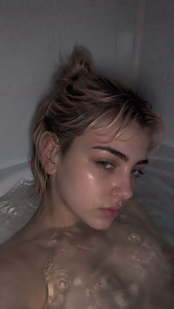Linda leaked private photo uncensored HD quality