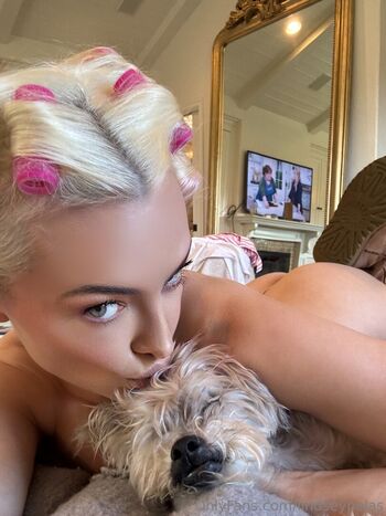 Lindsey pelas leaked private photo uncensored HD quality