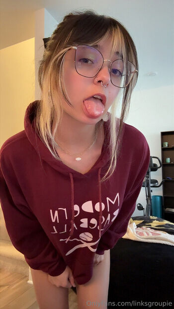 Linksgroupie  page leaked private photo uncensored HD quality