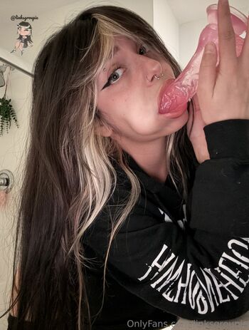Linksgroupie  page leaked private photo uncensored HD quality
