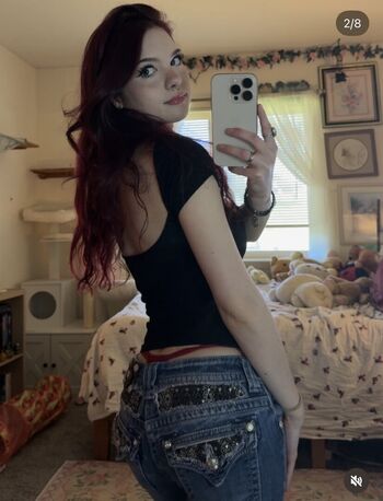 Littledaisybby leaked private photo uncensored HD quality
