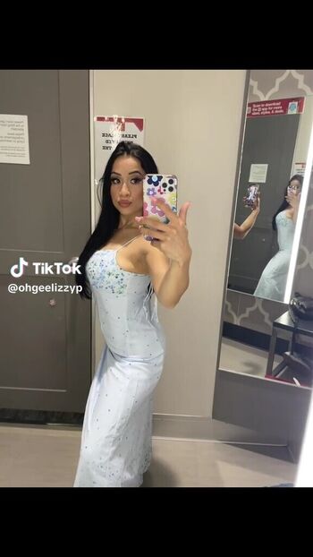 Lizzywurst leaked private photo uncensored HD quality
