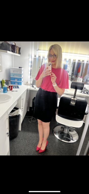 Local tv presenters page leaked private photo uncensored HD quality