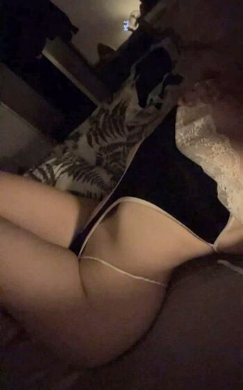 Louiselaingx leaked private photo uncensored HD quality