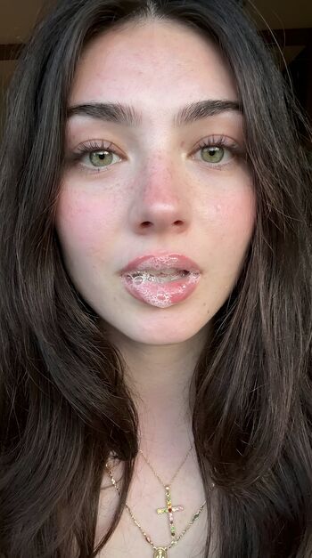 Lyzzahh page leaked private photo uncensored HD quality