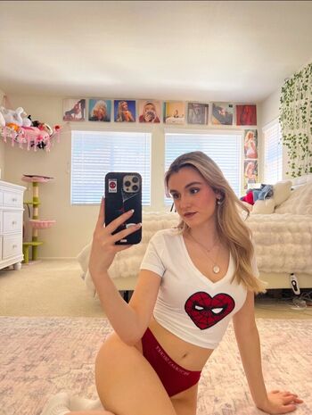 Maggie roscher leaked private photo uncensored HD quality