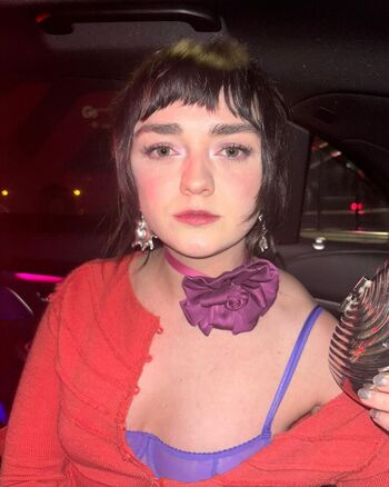 Maisie williams page leaked private photo uncensored HD quality