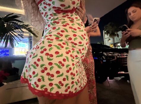 Malu trevejo  page leaked private photo uncensored HD quality