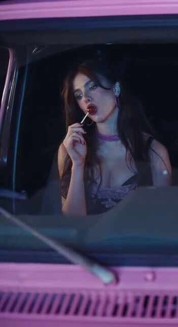 Margaret qualley page leaked private photo uncensored HD quality
