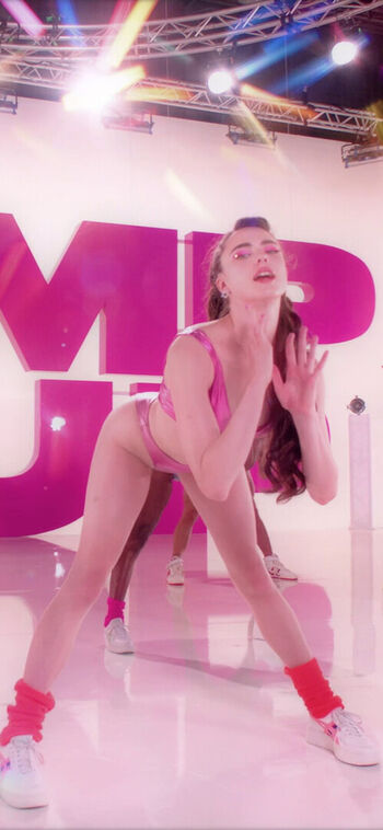 Margaret qualley page leaked private photo uncensored HD quality