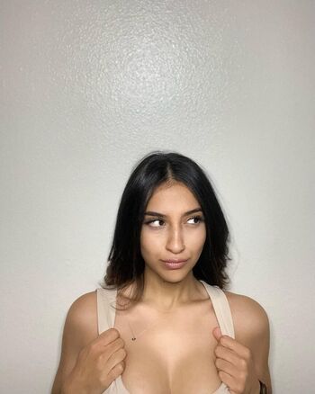 Mariazakhary leaked private photo uncensored HD quality