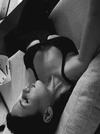 Marigona gona page leaked private photo uncensored HD quality
