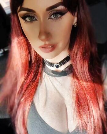 Mature amateur leaked private photo uncensored HD quality