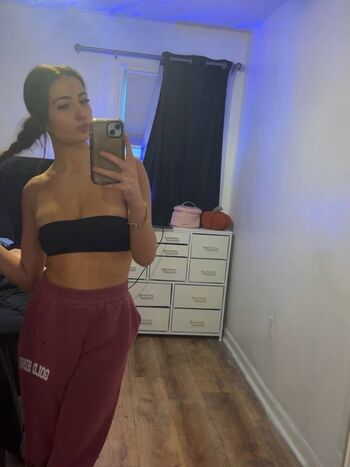 Mckinley brookes leaked private photo uncensored HD quality