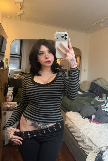 Meepmomentt leaked private photo uncensored HD quality