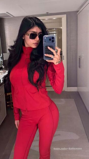 Mia khalifa  page leaked private photo uncensored HD quality