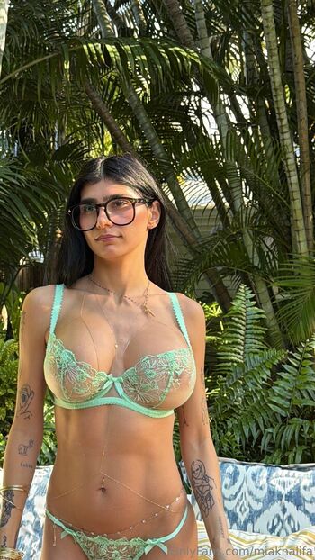 Mia khalifa  page leaked private photo uncensored HD quality
