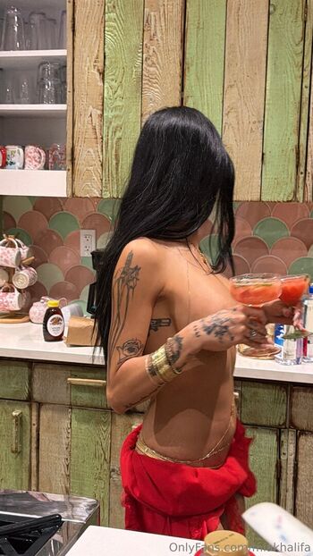 Mia khalifa  page leaked private photo uncensored HD quality