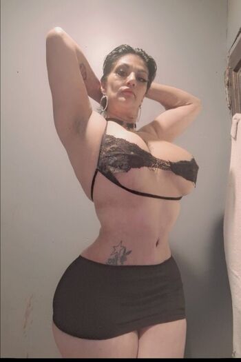 Miabarron leaked private photo uncensored HD quality