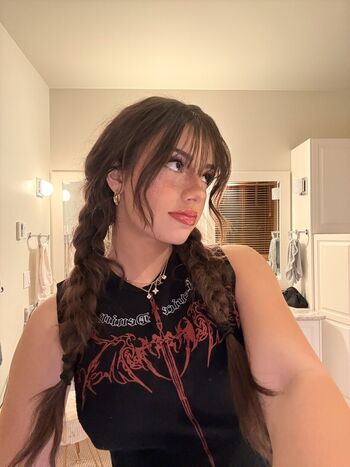 Mikayla campinos  page leaked private photo uncensored HD quality