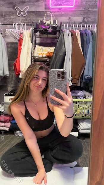 Mikayla campinos  page leaked private photo uncensored HD quality