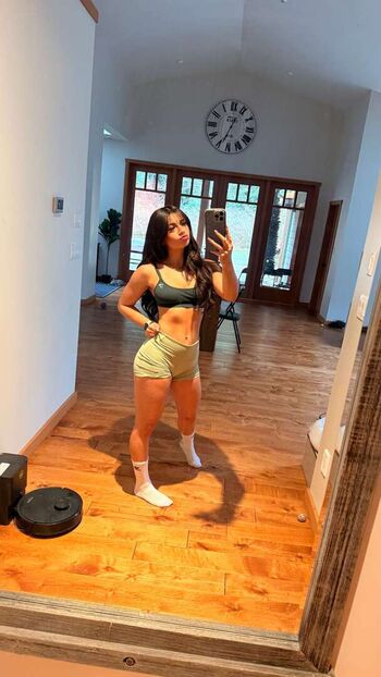 Mikayla campinos  page leaked private photo uncensored HD quality