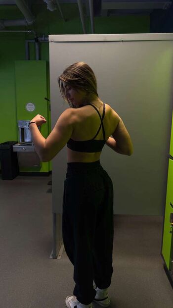 Mikayla campinos  page leaked private photo uncensored HD quality