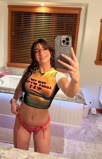 Mikayla campinos  page leaked private photo uncensored HD quality