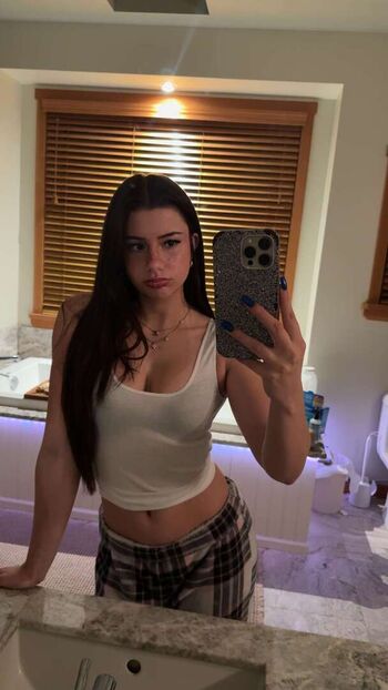 Mikayla campinos  page leaked private photo uncensored HD quality
