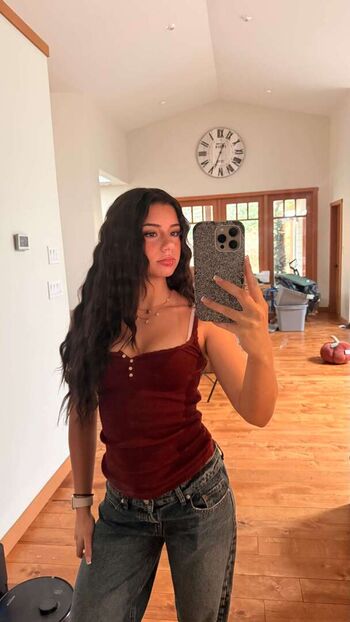 Mikayla campinos  page leaked private photo uncensored HD quality