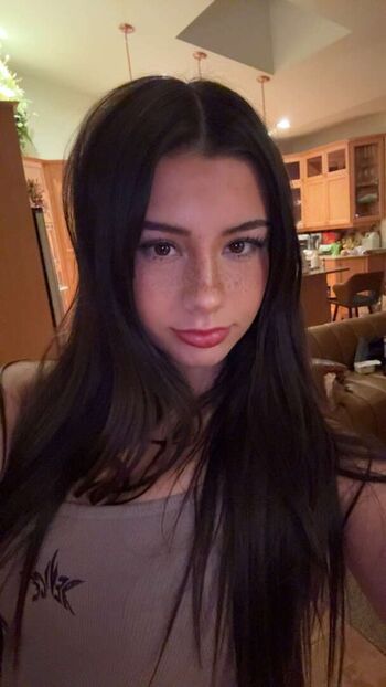Mikayla campinos  page leaked private photo uncensored HD quality