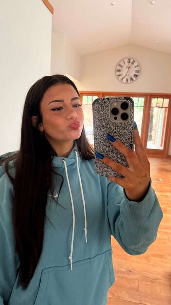Mikayla campinos  page leaked private photo uncensored HD quality