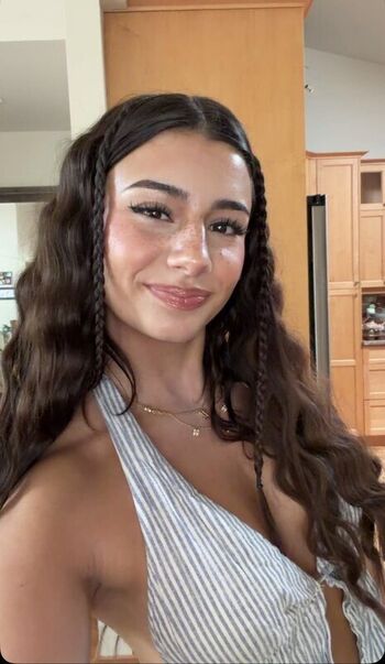 Mikayla campinos  page leaked private photo uncensored HD quality