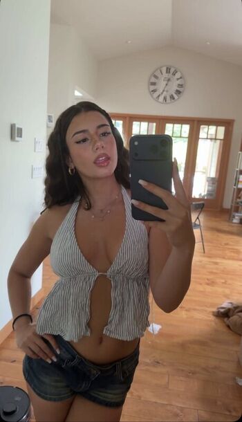 Mikayla campinos  page leaked private photo uncensored HD quality