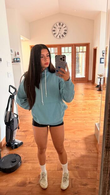 Mikayla campinos  page leaked private photo uncensored HD quality